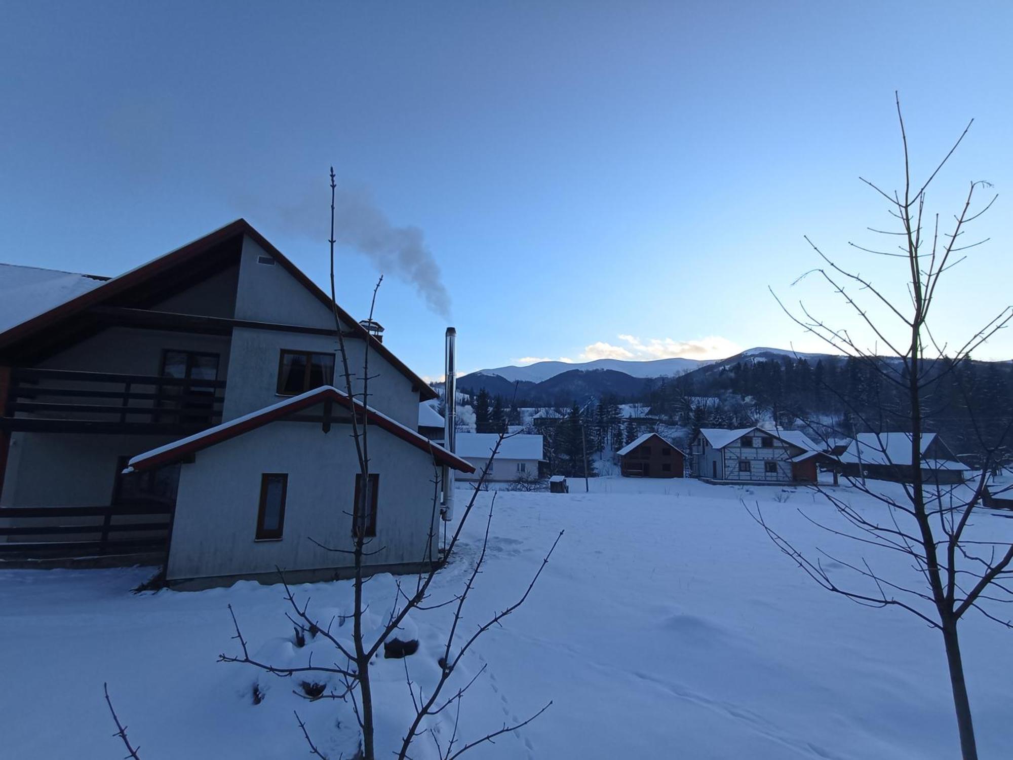 Sadyba Sunny House Pilipets Eksteriør billede